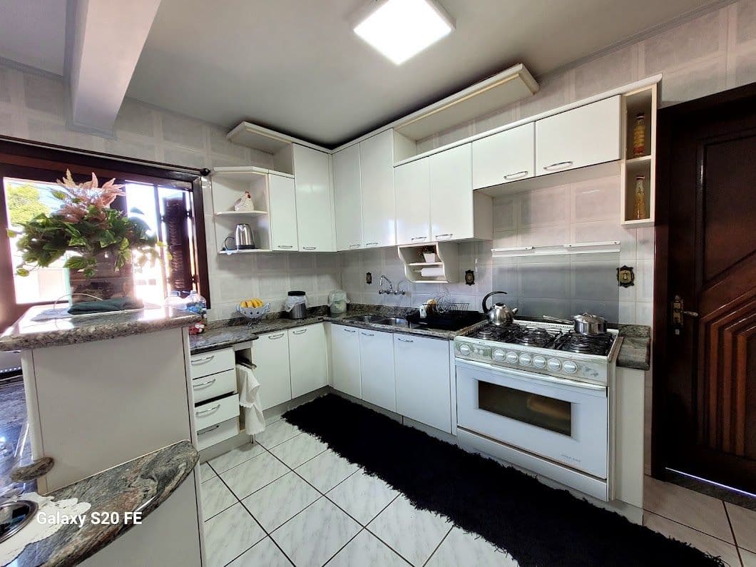 Casa de esquina no Bairro Dal Molin — foto 9