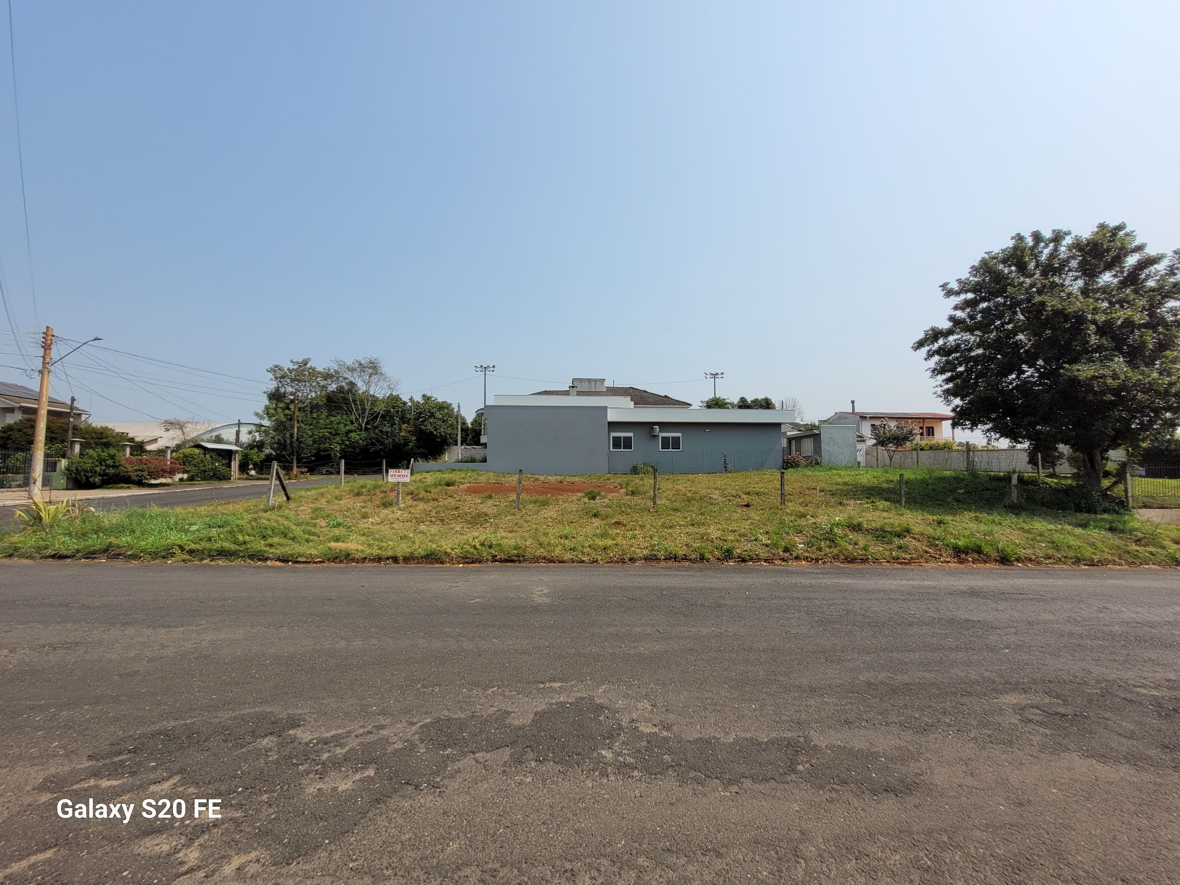Terreno de esquina no bairro Cerâmica — foto 1